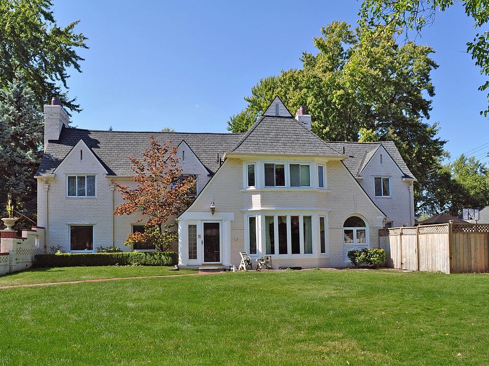 1st image of 986 Lochmoor Blvd