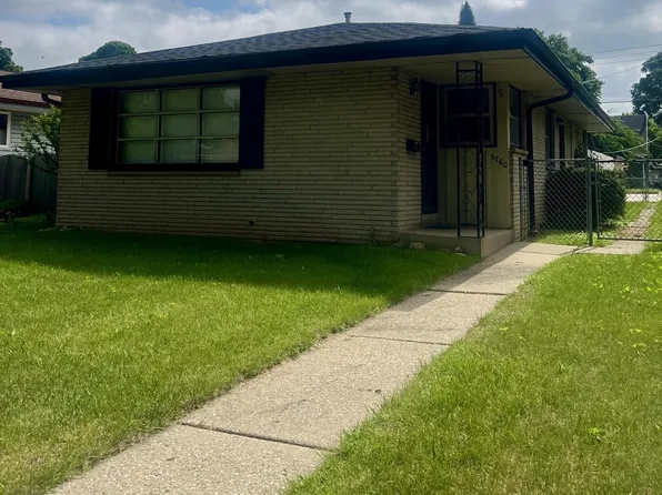 5760 N 93rd STREET, Milwaukee, WI 53225