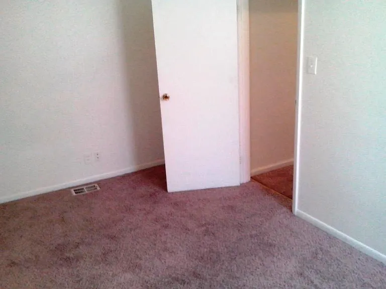 25668 Stanford Ave — Photo 3