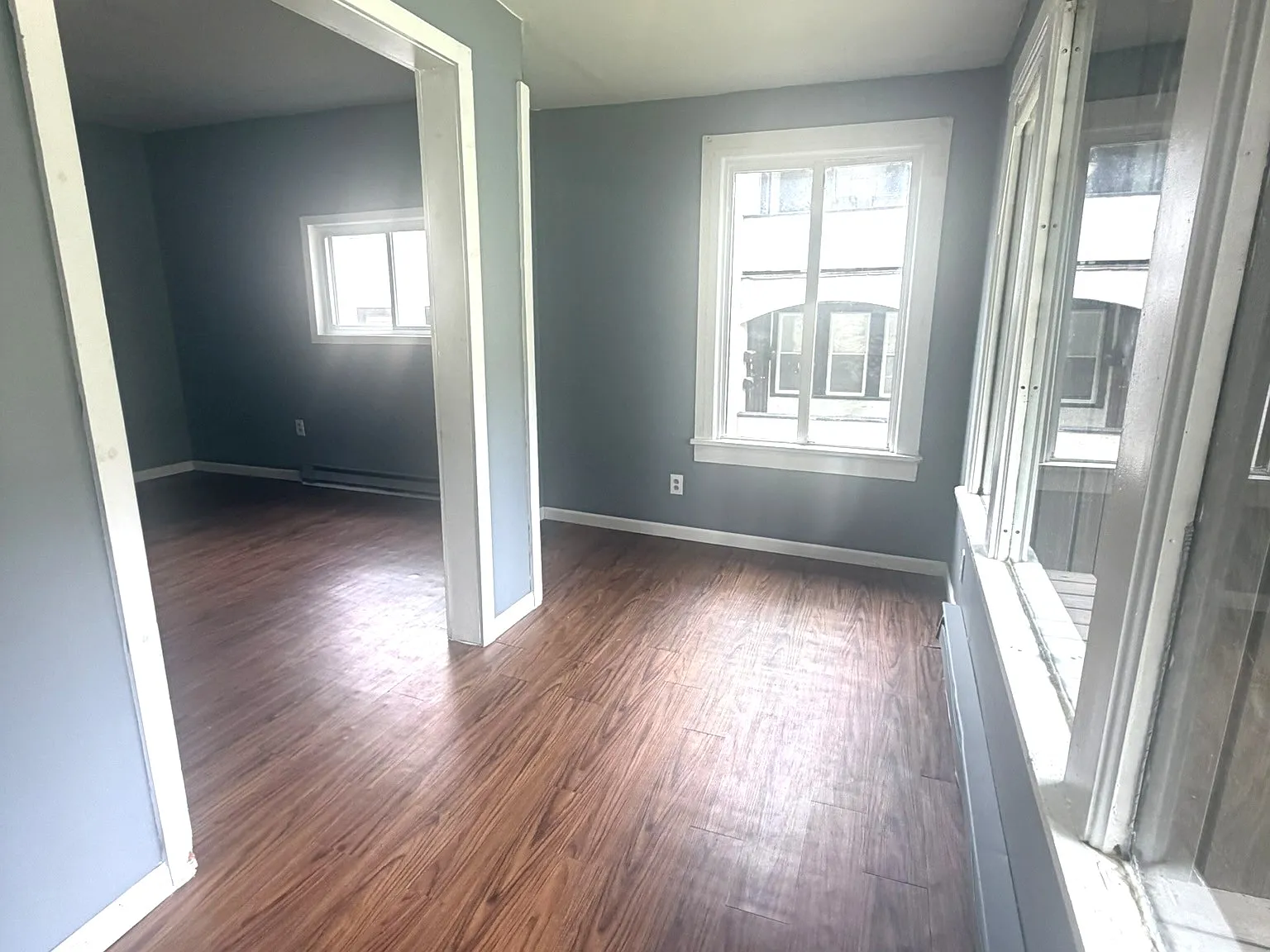 3 bed, 1000 sqft, $1,295 — Photo 4