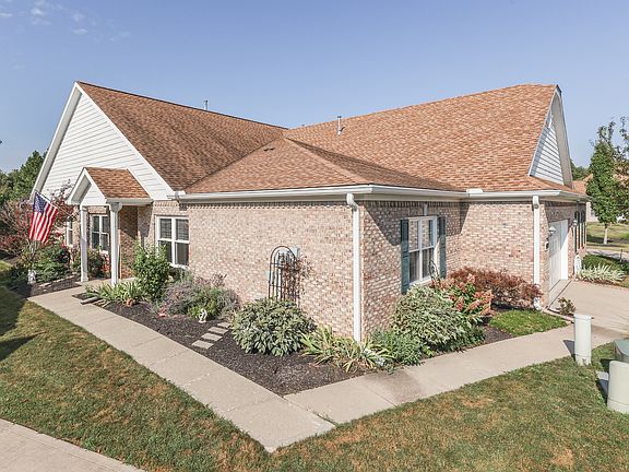 2nd image of 5095 Baltustrol Dr