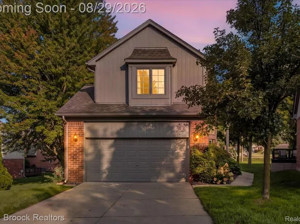 54937 Winter Ct, Shelby Township, MI 48316