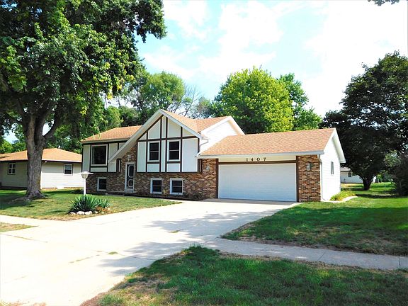 2nd image of 1407 Southfield Dr