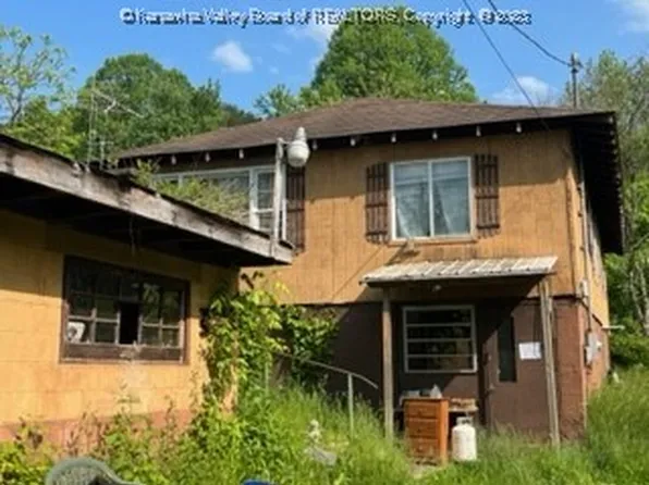 5420 Thorofare Rd, Clendenin, WV 25045