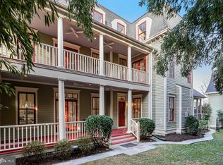 2023 N Monroe St, Arlington, VA 22207