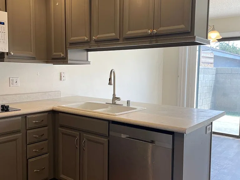 743 N Morgan St #A — Photo 8