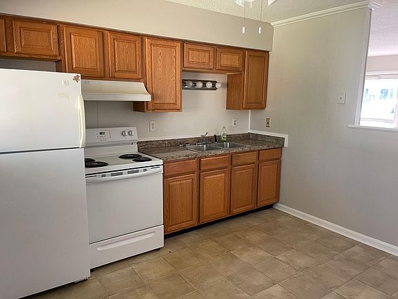 3rd image of 4603 Mayfair Ave APT B