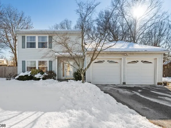 15 Pierson Dr, Hillsborough Twp., NJ 08844