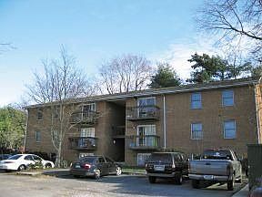 1st image of 1531 S Main St