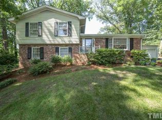 805 Autumn Ct, Raleigh, NC 27609
