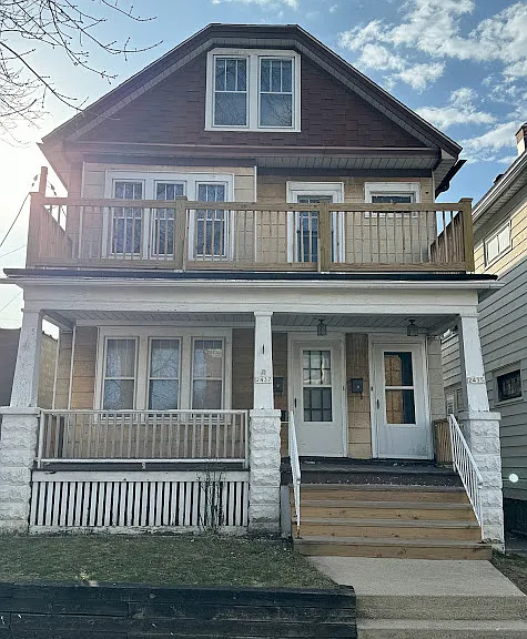 2435 S 28th St — Photo 1