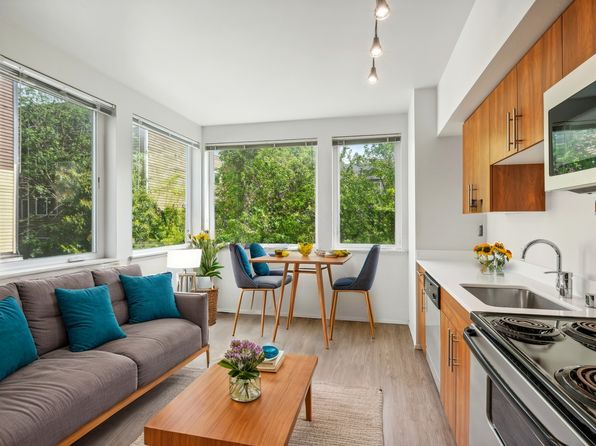 4302 7th Ave NE APT 108