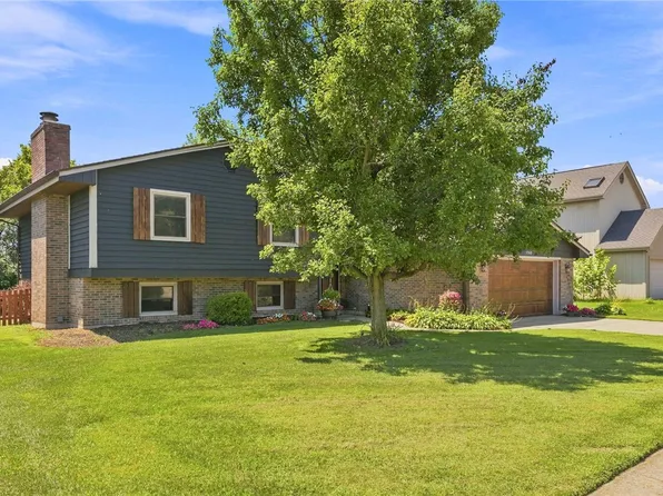 1748 Sherwood Forest Dr, Miamisburg, OH 45342