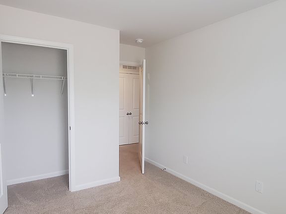 2nd image of 1118 Broholmer Ln