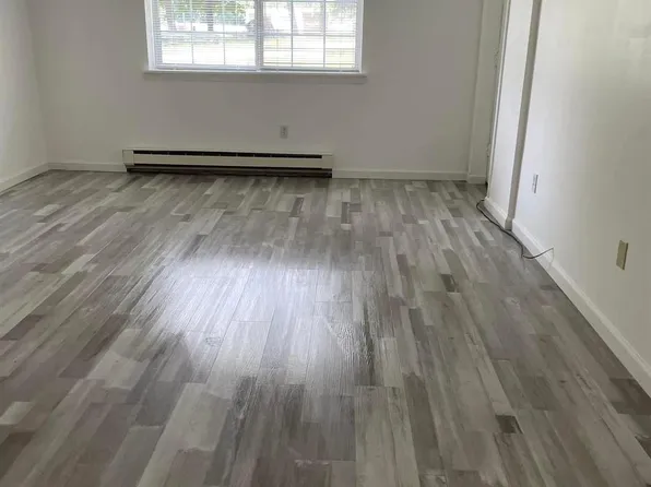 506 Fox Run Ln, Carmel, NY 10512