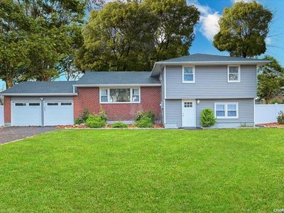 108 Burton Lane, Commack, NY, 11725