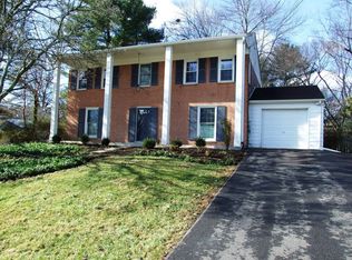 1997 Milboro Dr, Rockville, MD 20854