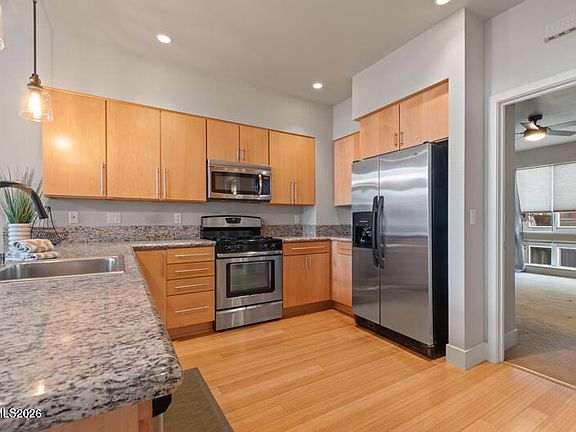 3rd image of 374 State St