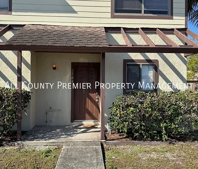 1764 Memphis Ave — Photo 1