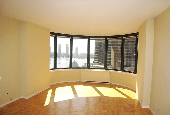 Rented by Yoram Adin, LREB | media 29