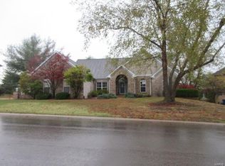 529 Malinmor Dr, Weldon Spring, MO 63304