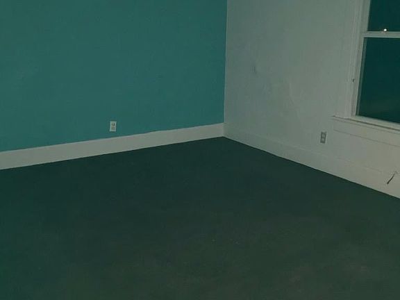3rd image of 366 N 10th St