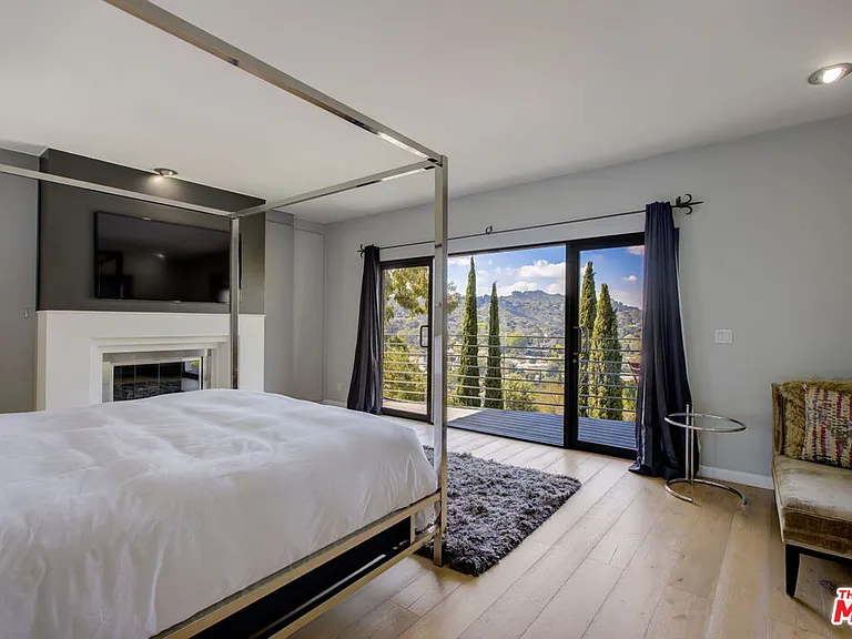 3223 Tareco Dr — Photo 21
