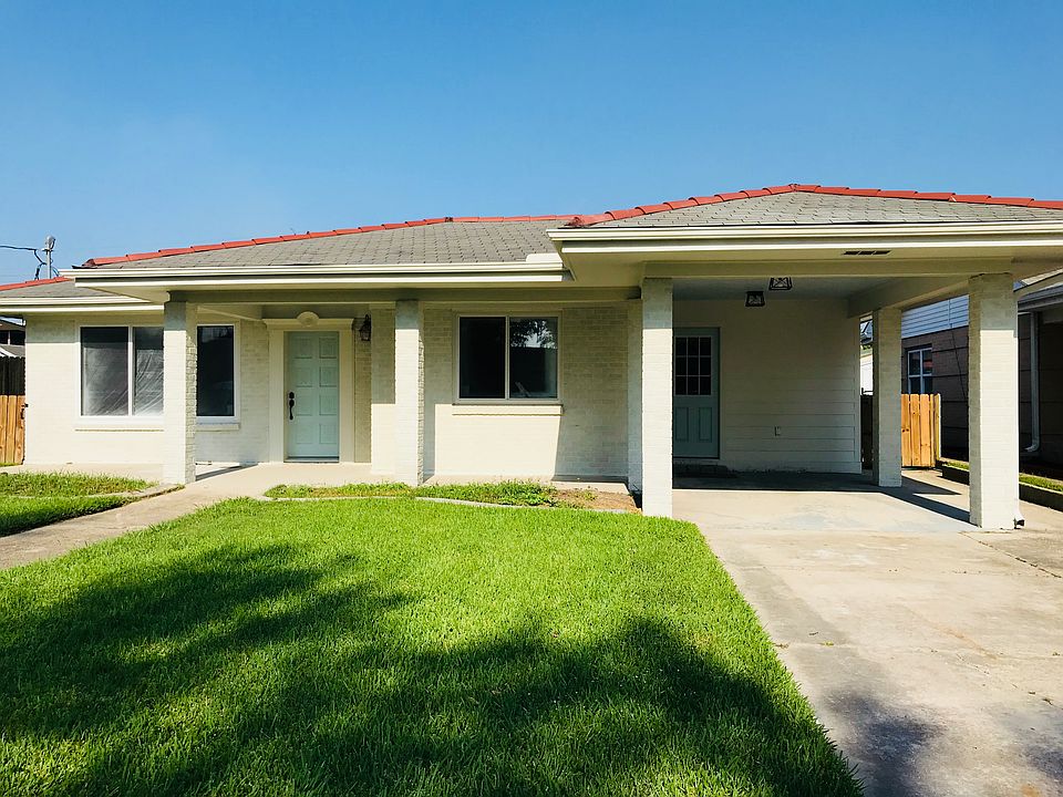 1st image of 2012 Corinne Dr