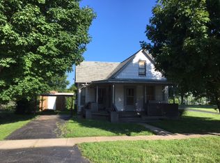 102 S State St, Arenzville, IL 62611