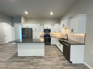 103 Kenner Loop, Bismarck, ND 58504