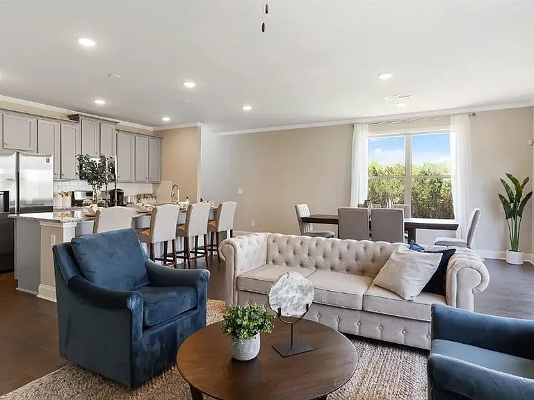 1905 Manor Pointe Dr — Photo 10