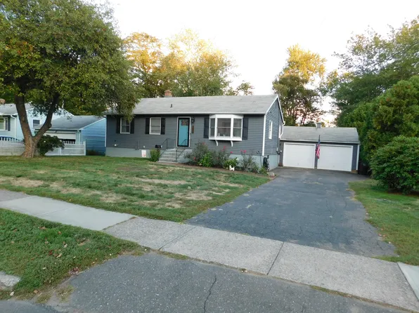 126 Baxter Lane, Milford, CT 06460