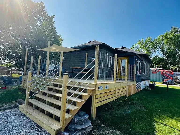 107 Water St — Photo 1