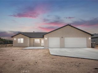 13985 Smoketree St, Hesperia, CA 92345