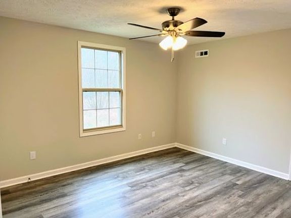 5th image of 630 Forrestwood Dr