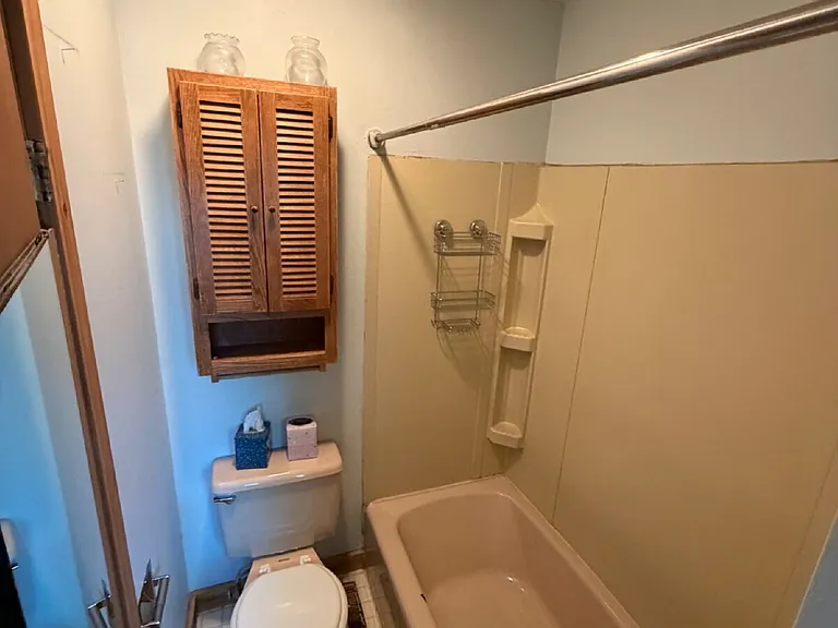 116 S Church Ave — Photo 10