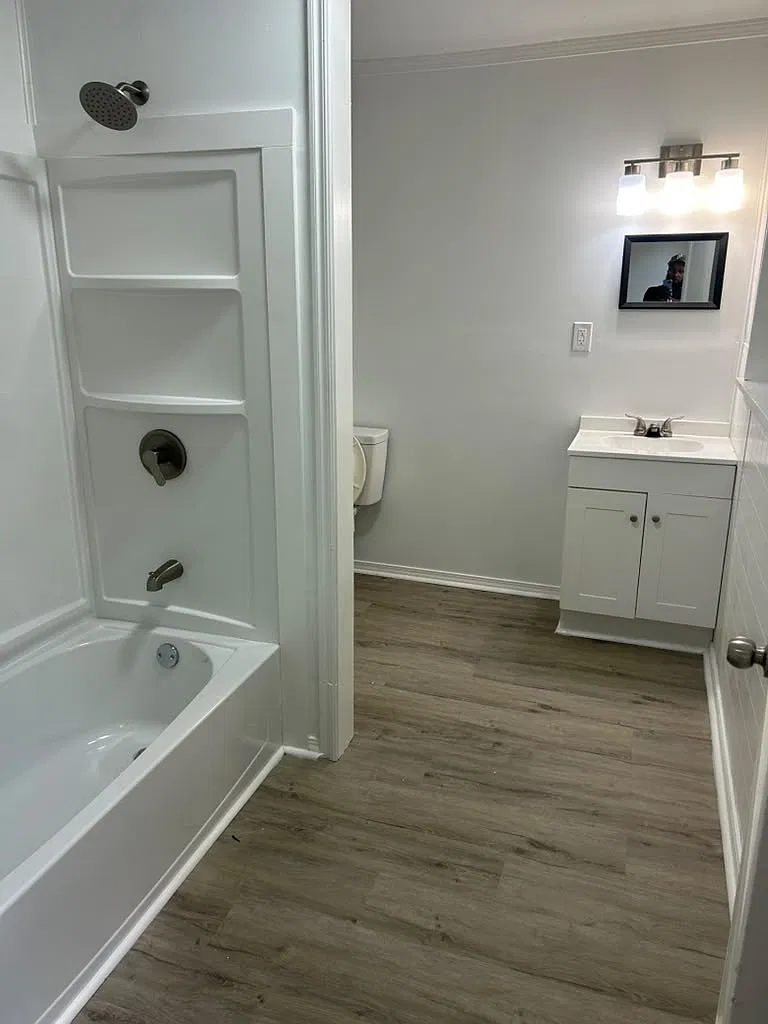 4 bed, 1829 sqft, $1,400 — Photo 3