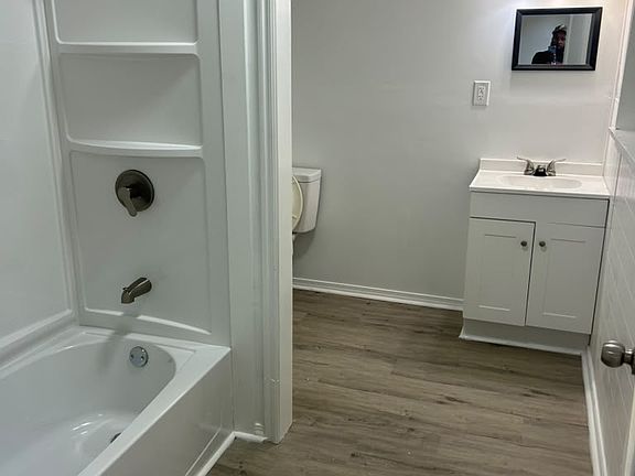 5th image of 430 Arbor Vista Blvd