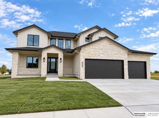 3509 S 219th Ave, Elkhorn, NE 68022