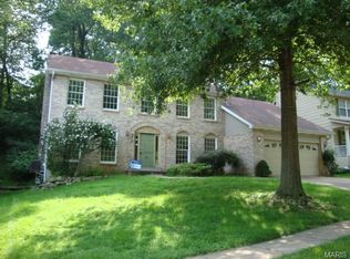 972 Westrun Dr, Ballwin, MO 63021