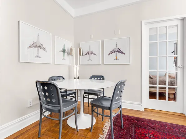 261 West 22nd Street 4 image 2 of 7