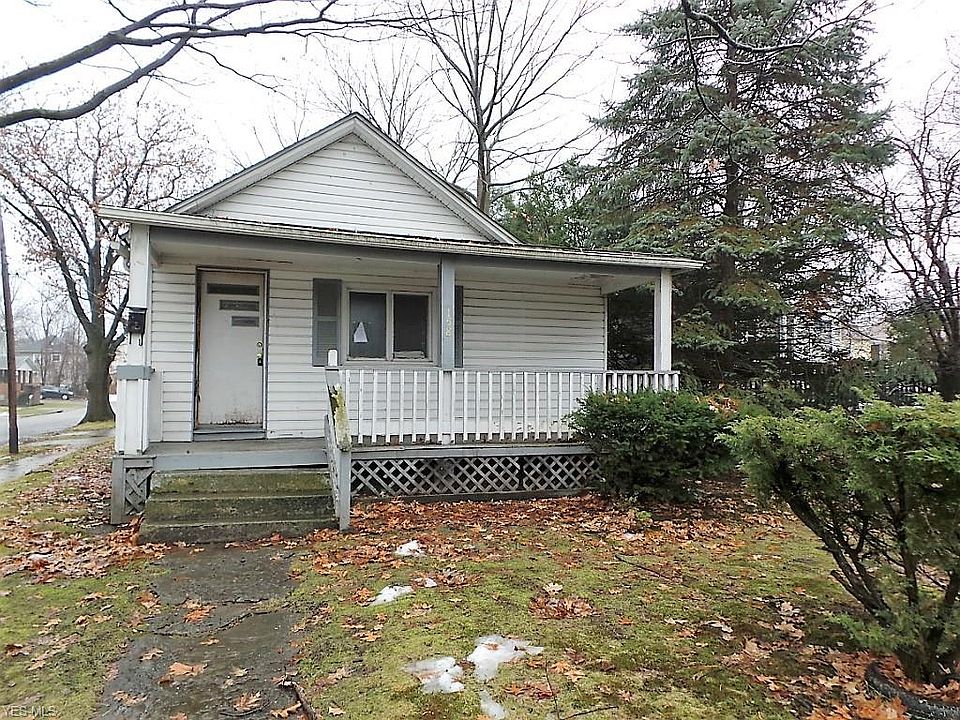 1st image of 158 E Emerling Ave