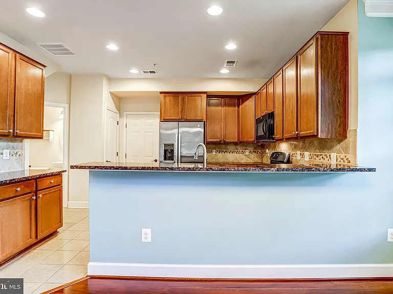 13526 Waterford Hills Blvd #13526 — Photo 19