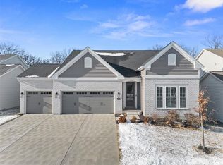 164 Oakleigh Park Ln, Saint Charles, MO 63303