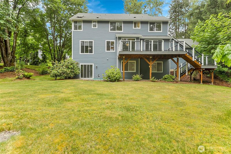 2nd image of 27630 NE Quail Creek Dr