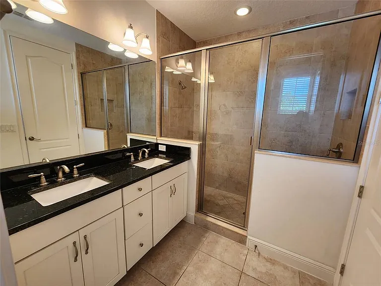 9805 Winnington St — Photo 29