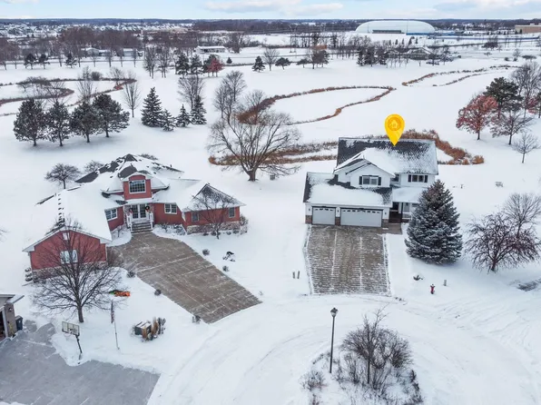 10454 Karston Cir, Albertville, MN 55301