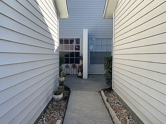 3rd image of 21550 Woodstork Ln