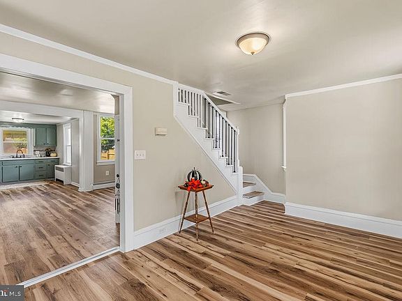 5th image of 4641 Lemar Rd