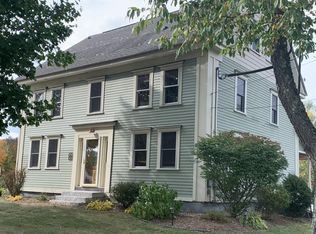 95 Queen St, Gorham, ME 04038